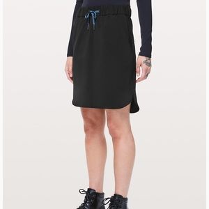 Lululemon on the fly skirt